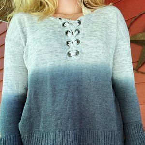 American Eagle Sweater!